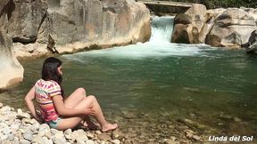 linda del sol muy cachonda en el rio