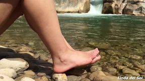 linda del sol muy cachonda en el rio