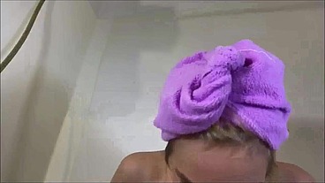 step Mommy Dearest teaches son how to shave