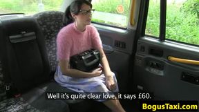 Spex taxi babe facialized after sucking cock