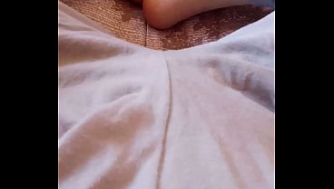 Si tocca in pigiama...