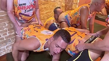 ORGIA REAL DEPOIS DO CARNAVAL QUE VIROU UM CARNAPIKA - PARTE 02