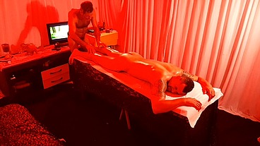 Pernambucano dotado 22cm veio experimentar a minha massagem tantrica
