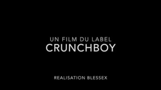 Viktor Rom und Magic Javi haben einen harten Dreier ohne Kondom mit tiefen Samenergüssen und Fisting.