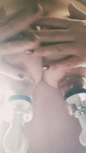 Presentation of Your Hucow's Udders