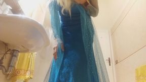 let it ...let it farts! elsa sing and farts for ya!