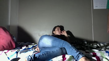 Universitaria inexperta estaba obsesionada con mi pene