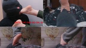 20 MINUTES SAMANTHA 41 SIZE FOOT DESTROY THE THROAT OF MY SLAVE IN DIFFERENT POSITION