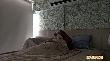 ED JUNIOR ACORDANDO E FODENDO UMA GAUCHA NO PELO