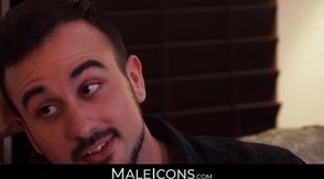 Mature homosexual's dicking session with bearded jock