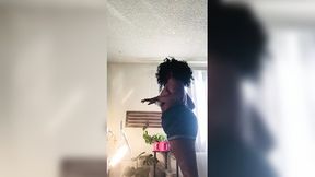 Savage snatch sniffs scent of sweaty shorts on succulent bbw buttocks