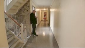 Hallway Hooters Mesmerized Blowjob