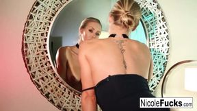 Sexy Nicole makes herself cum all over her desk