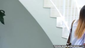 Cute teen Jaye Summers nourishing stepdads big black dong