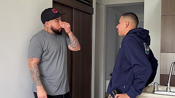 Macho Deportista se desahoga con mi culo