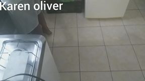 corno lava a louca enquanto sua mulher chupa o negao debaixo dos seus olhos * jefao