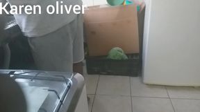 corno lava a louca enquanto sua mulher chupa o negao debaixo dos seus olhos * jefao