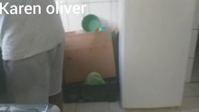 corno lava a louca enquanto sua mulher chupa o negao debaixo dos seus olhos * jefao