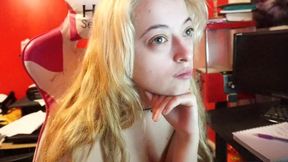 Bambi Bi Private Show