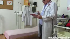 Mature Gyno - Perfect Body Skinny MILF Recorded by Filthy Gyno Doc in Surgery