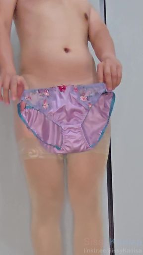 Sissy Kanisa's Fitting Room: Try on New Panties, Light Purple Red Bow