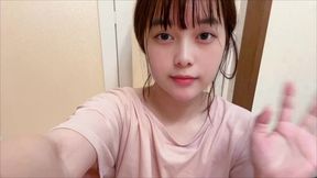 ジム帰りの臭いおまんこを触ってオナニーするおまんこの毛がボーボーな女子大生。