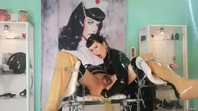 Analslut on Gynochair 1