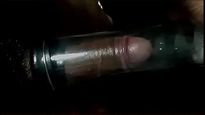 PENIS PUMP CHALLENGE 2- Boy dotado gemendo tenta 20cm na bomba peniana - se que consigo??