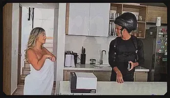 Colombian Blonde Seduces Delivery Man | Passionate Latina Sex