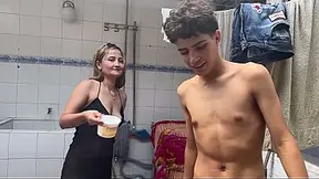 My stepmother helps me bathe, and my jealous stepsister gets in and makes me run in it