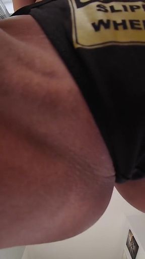 Beth Bennett - Facesitting Panty Stuffing