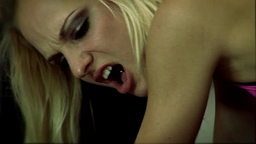 Faye Getting Ready to Fuck