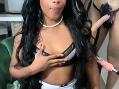 Shemale amateur licking and fucking a tight tranny ass