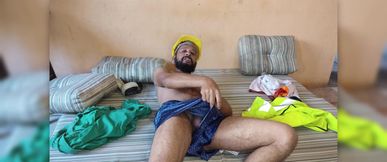 Jerk off on Sunday