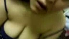 Chunky and freaky Pakistani housewife wants to be fucked on cam