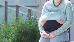 9 Months Pregnant Babe submits in public, saggy boobs bounce