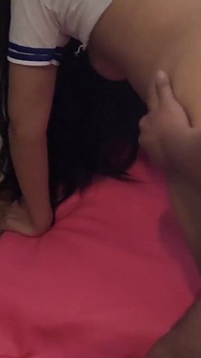 How to Fuck Your Classmate I Pull Down Her Shorts to Fuck in the Room! and They Record Us Fucking
