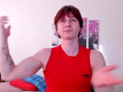 Flex biceps