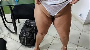 Nos bastidores Alem&atilde_o tatuador flertando com as gatas Patybumbum e Fada Mel antes de gravar!