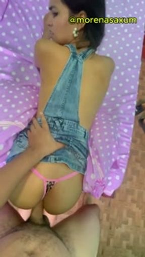 BRAZILIAN TEEN unfaithful girl with braces goes straight to give her lover a blowjob