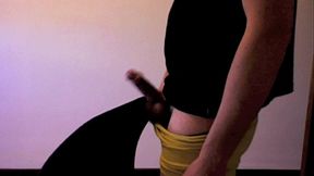 . yellow pants. sin depilar