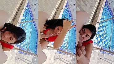 Venuslatina2 - blowjob in pool