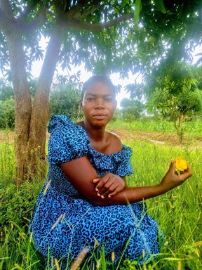 Am I Enjoying Myself Under My Mango Tree.