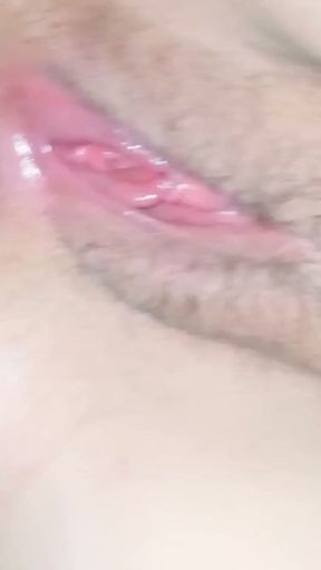 Quick fuck before bed, lots of cumshot, anal close-up   Clip 1