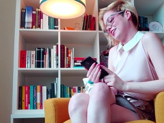 home made amateur blonde Masturbating