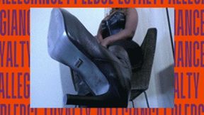 Pledge loyalty to my boots