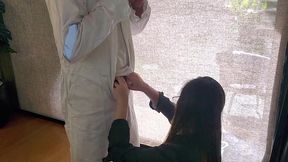 istri ngocokkin bos nya di kantor