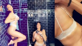 douche nue /fellation/branlette /masturbation