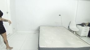 TWO FRIENDS FARTING DESPERATELY WANTING TO USE THE TOILET WHILE THE BATHROOM IS LOCKED BY ANITA PERVESE AND IVY BOARQUE CAM BY DANI FULL HD