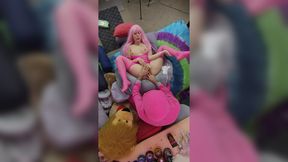 Colombian-Chilean girl gives confession to her guy